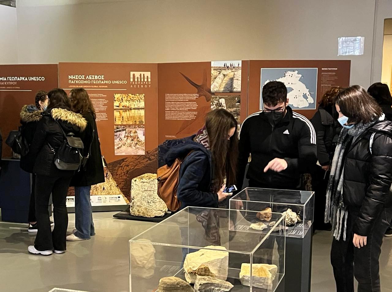 ΜΝΗΜΕΣ ΓΑΙΑΣ 