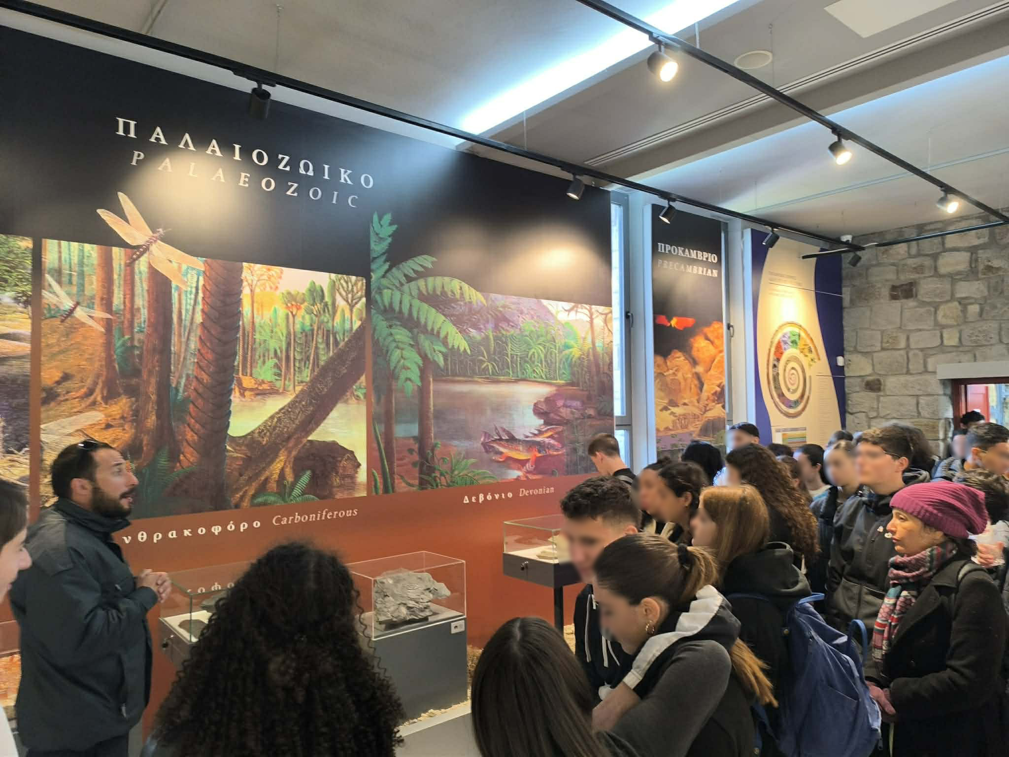 Πυκνώνουν οι εκπαιδευτικές επισκέψεις στο Απολιθωμένο Δάσος Λέσβου μαθητών από το εξωτερικό στο πλαίσιο προγραμμάτων ERASMUS+ 